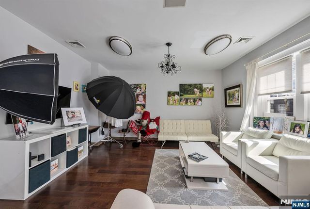 576-580 Maple Avenue, Ridgewood, NJ 07450