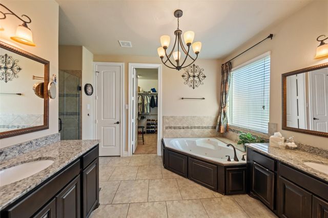 31 Camden Oaks Lane Lane, Montgomery, TX 77356