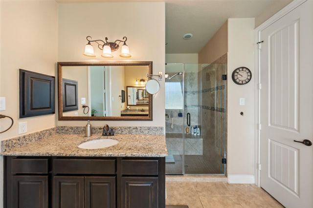 31 Camden Oaks Lane Lane, Montgomery, TX 77356