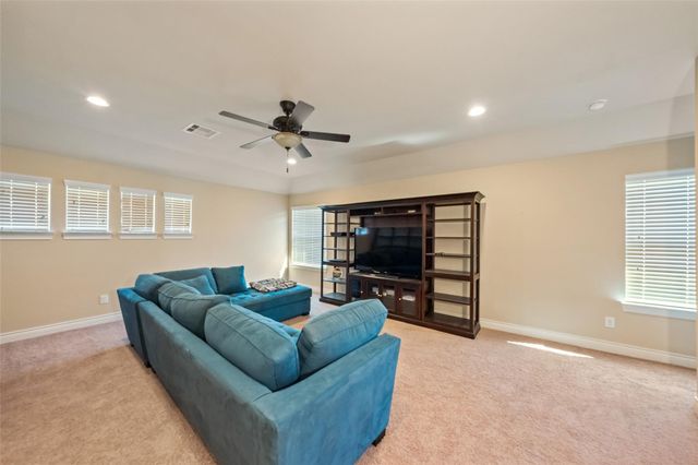 31 Camden Oaks Lane Lane, Montgomery, TX 77356
