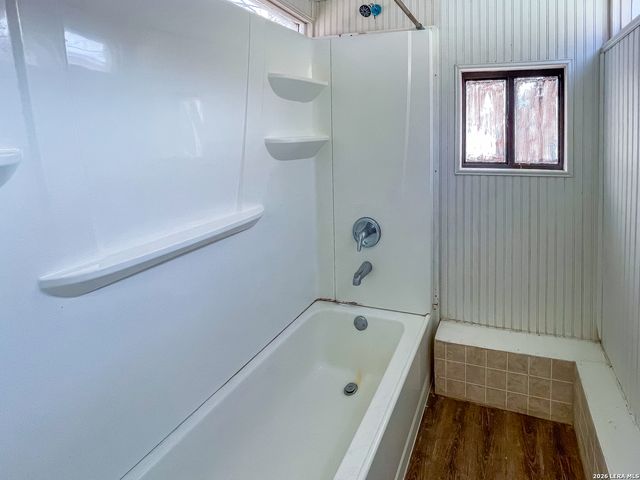 1512 E Bowie, Beeville, TX 78102