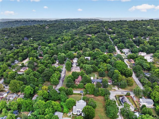 846 Mission Boulevard, Fayetteville, AR 72701