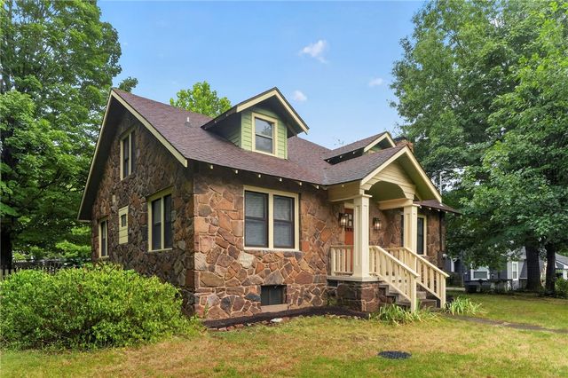 846 Mission Boulevard, Fayetteville, AR 72701