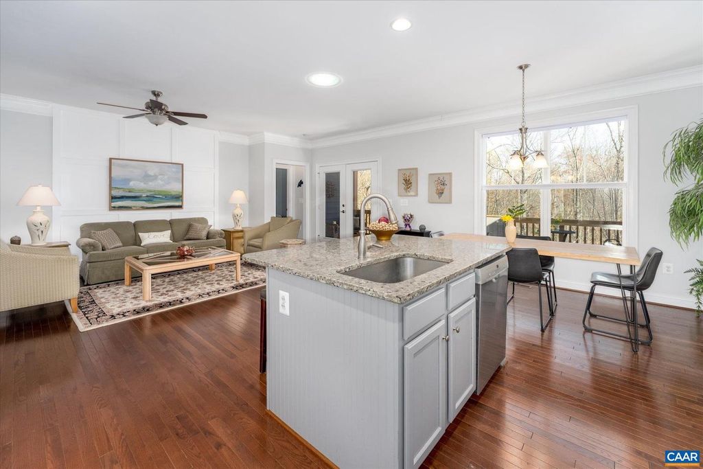 Image 12 of property listing at 171 COTTAGE CT, Zion Crossroads, VA 22942