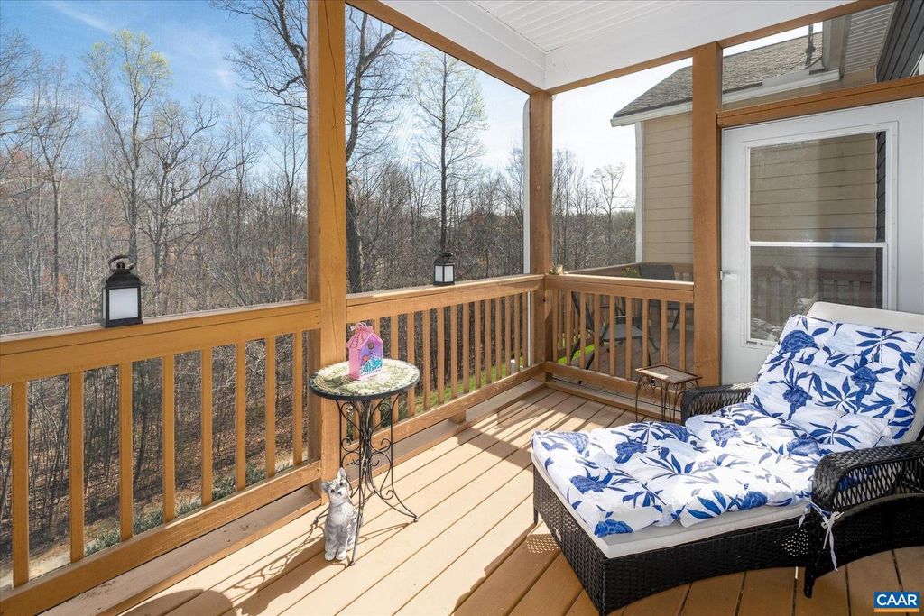 Image 18 of property listing at 171 COTTAGE CT, Zion Crossroads, VA 22942