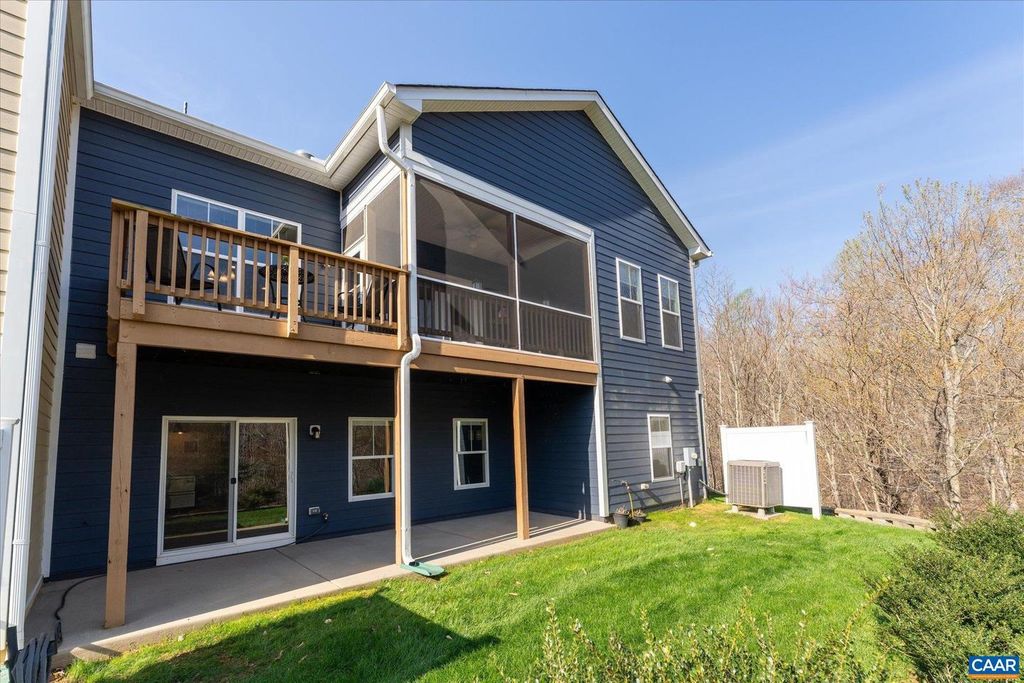 Image 5 of property listing at 171 COTTAGE CT, Zion Crossroads, VA 22942