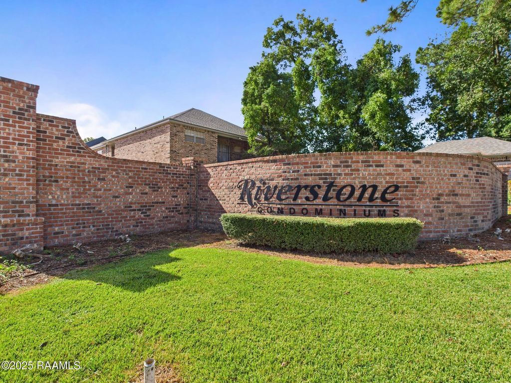 3121 Johnston Street 236, Lafayette, LA 70503