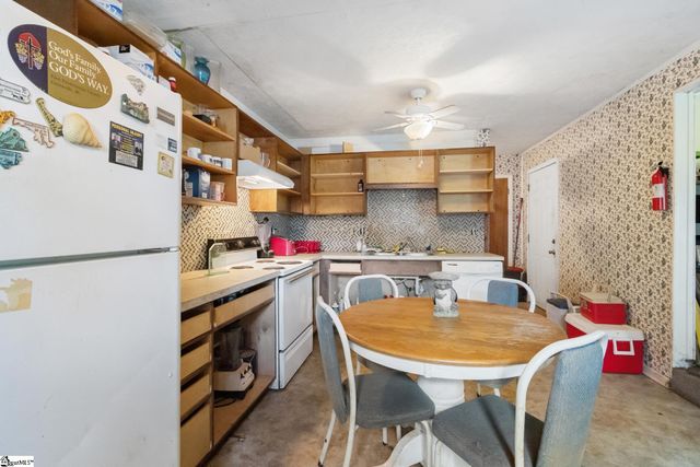 38 Cox Street, Travelers Rest, SC 29690