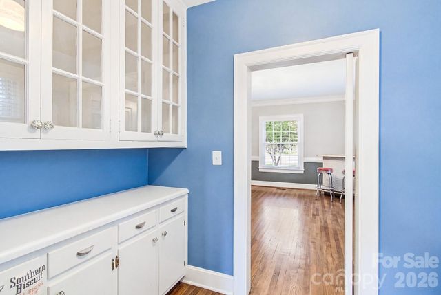 199 Kimberly Avenue, Asheville, NC 28804