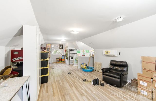 199 Kimberly Avenue, Asheville, NC 28804