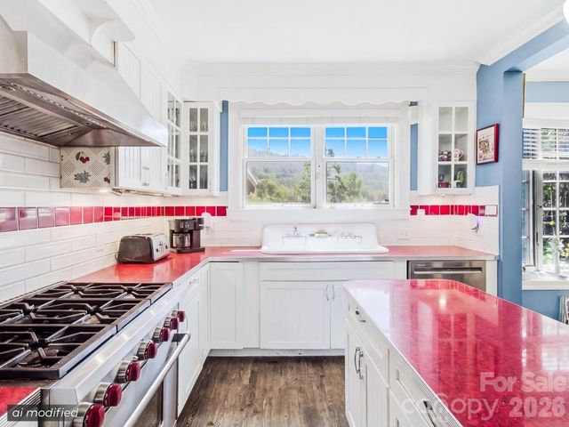 199 Kimberly Avenue, Asheville, NC 28804