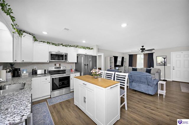 102 Shallow Springs Court, Bardstown, KY 40004