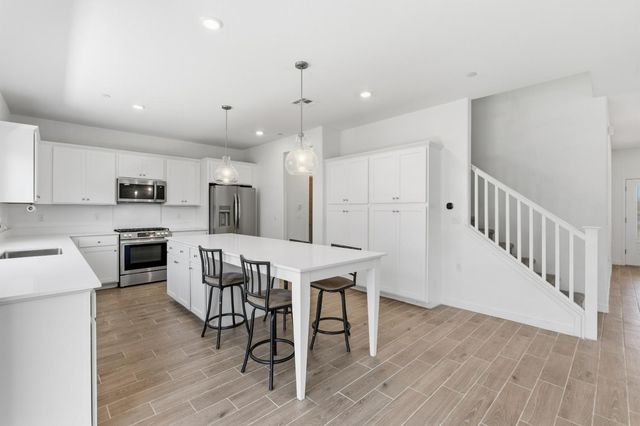 7242 E Amherst Avenue, Fresno, CA 93737
