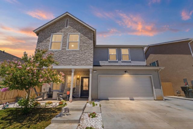7242 E Amherst Avenue, Fresno, CA 93737