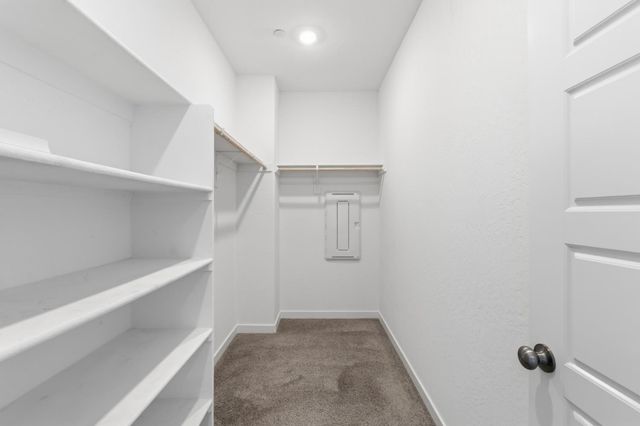 7242 E Amherst Avenue, Fresno, CA 93737