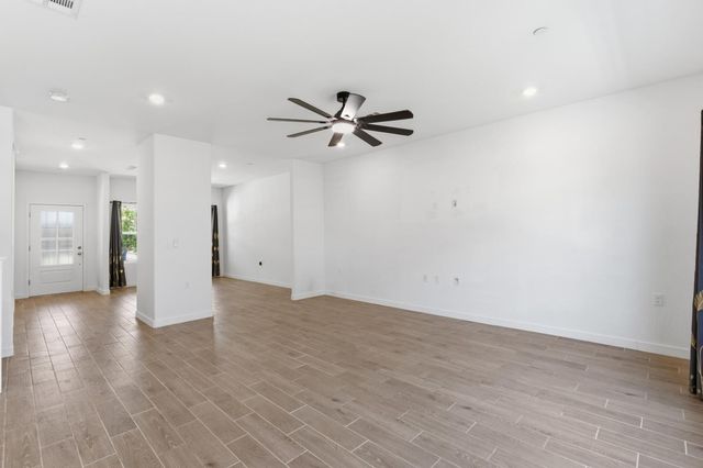7242 E Amherst Avenue, Fresno, CA 93737
