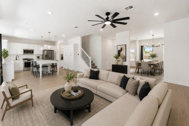 7242 E Amherst Avenue, Fresno, CA 93737