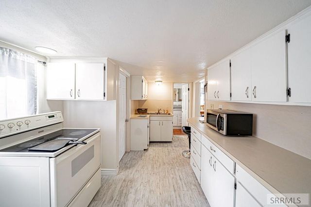 472 7th Street, Idaho Falls, ID 83401