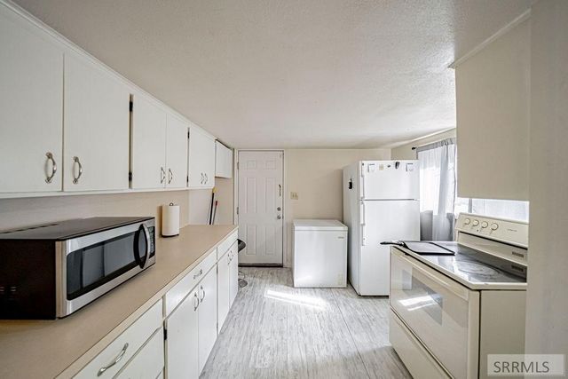 472 7th Street, Idaho Falls, ID 83401