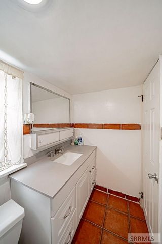 472 7th Street, Idaho Falls, ID 83401