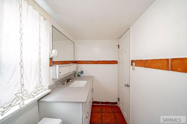 472 7th Street, Idaho Falls, ID 83401