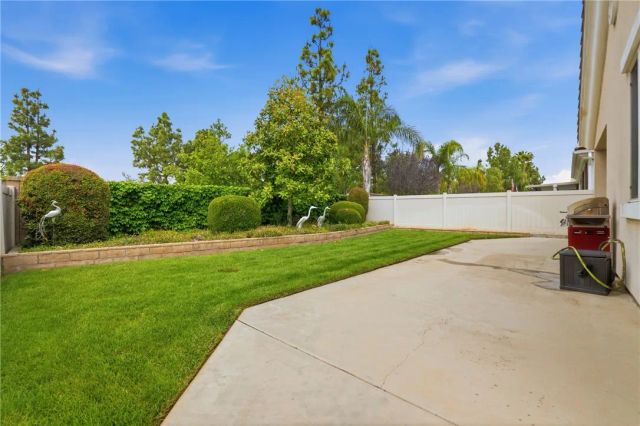 1667 Scottsdale, Beaumont, CA 92223