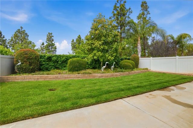 1667 Scottsdale, Beaumont, CA 92223
