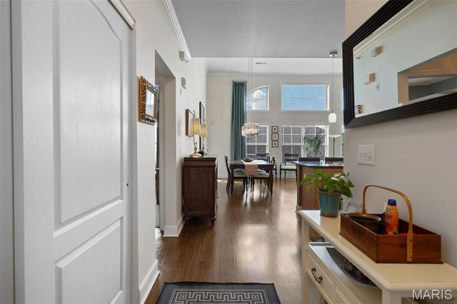 2211 S Grand Boulevard 302, St Louis, MO 63104