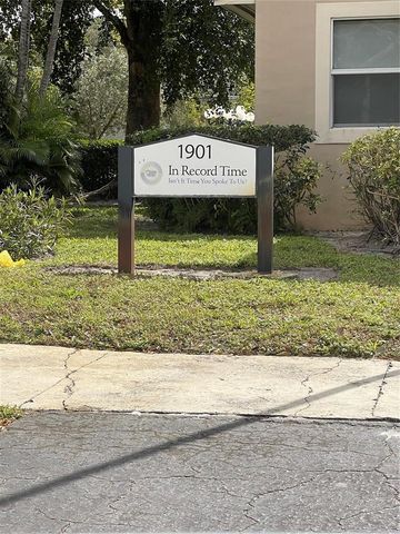 201 SE 19th Street, Fort Lauderdale, FL 33316