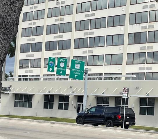 201 SE 19th Street, Fort Lauderdale, FL 33316