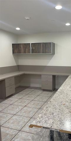 201 SE 19th Street, Fort Lauderdale, FL 33316
