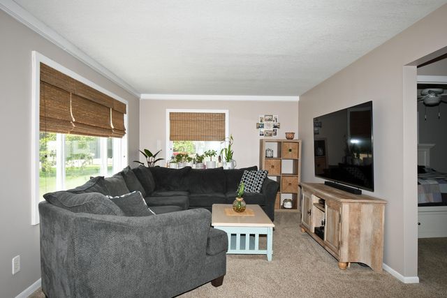 400 Bridge, East Tawas, MI 48730