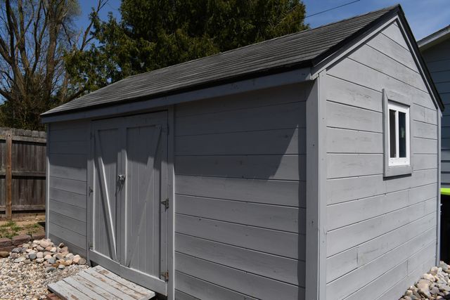 400 Bridge, East Tawas, MI 48730