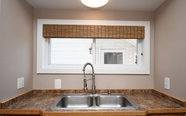 400 Bridge, East Tawas, MI 48730