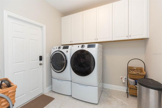 16130 MONTEREY GREENS CIRCLE, Tampa, FL 33647