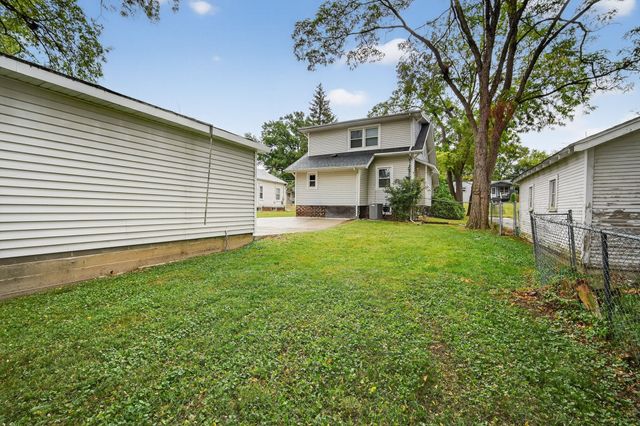 1606 E 32nd Street, Des Moines, IA 50317