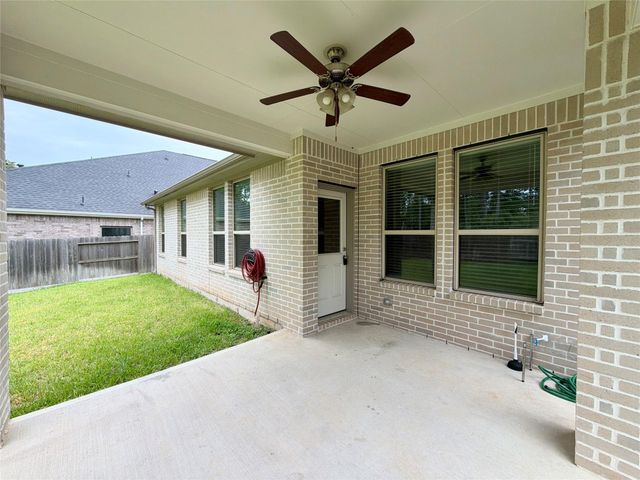 415 Northern Pike Drive, Willis, TX 77318