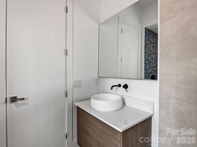 78 Manchester Way, Mills River, NC 28759