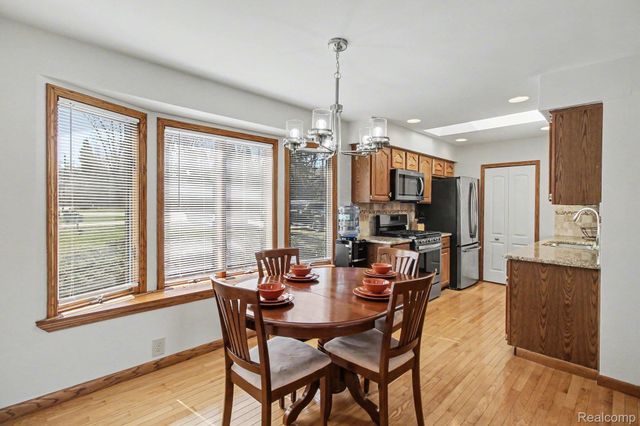 11591 PLEASANT VIEW Drive, Hamburg Township, MI 48169