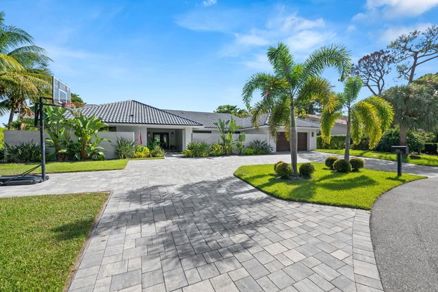 3554 PINE LAKE Court, Delray Beach, FL 33445