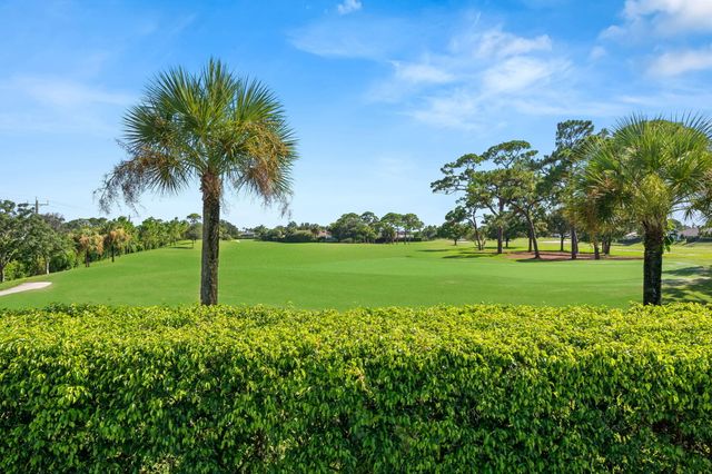 3554 PINE LAKE Court, Delray Beach, FL 33445