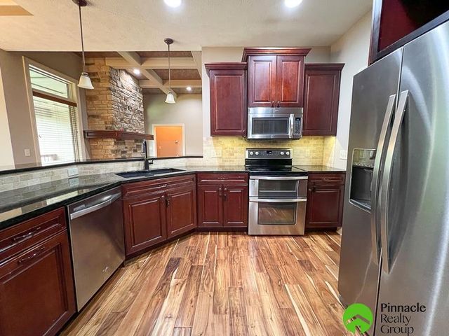 8523 Barkley Drive, Lincoln, NE 68526