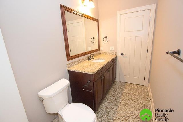 8523 Barkley Drive, Lincoln, NE 68526