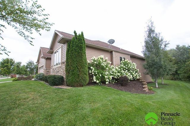 8523 Barkley Drive, Lincoln, NE 68526