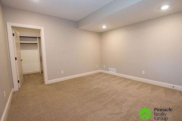 8523 Barkley Drive, Lincoln, NE 68526