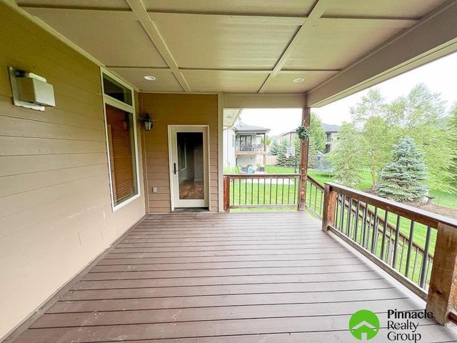 8523 Barkley Drive, Lincoln, NE 68526