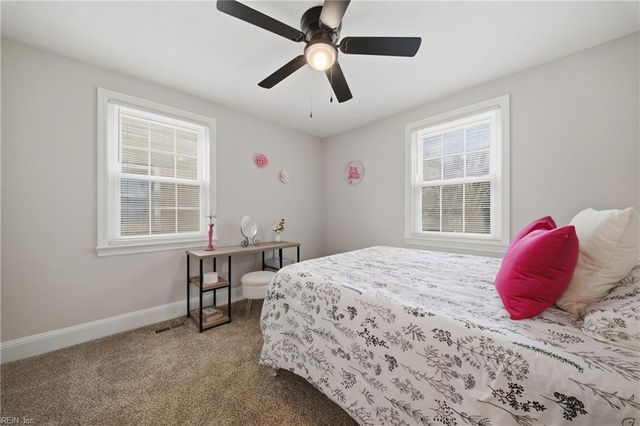 240 Plover DR, Portsmouth, VA 23704