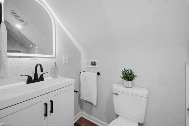 240 Plover DR, Portsmouth, VA 23704