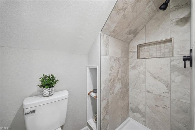 240 Plover DR, Portsmouth, VA 23704