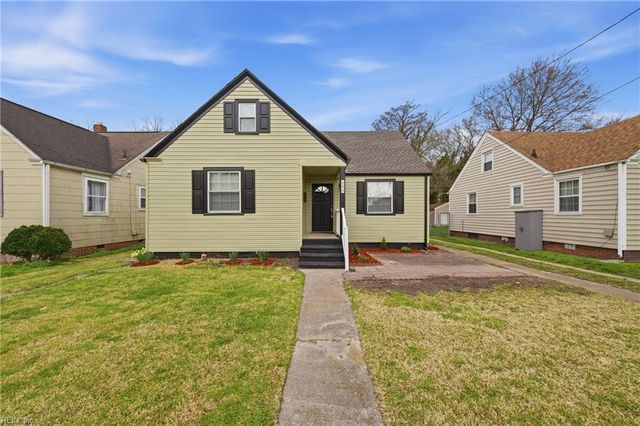 240 Plover DR, Portsmouth, VA 23704